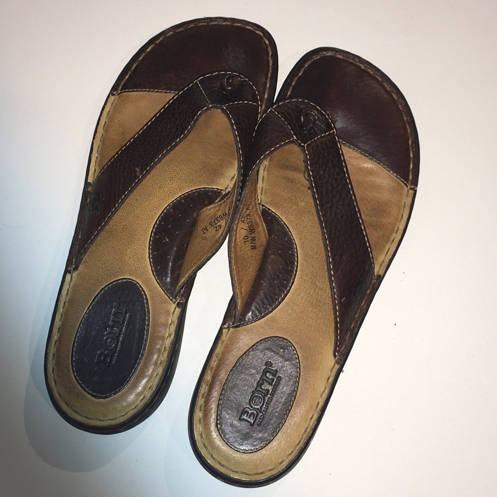 Born Brown Leather Thong Sandals
